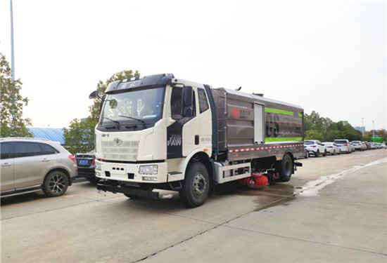 國六16方解放J6洗掃車 國六16方解放J6洗掃車